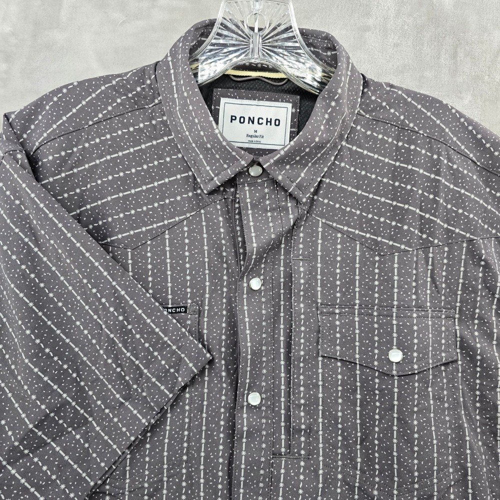 Poncho Western Shirt Mens Medium Gray Star Pattern Pearl Snap Short Sleeve